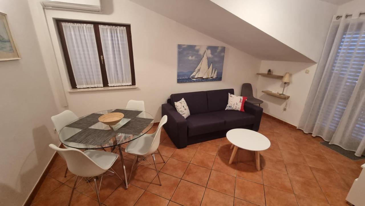 Apartments Felix 1 Split Exterior photo